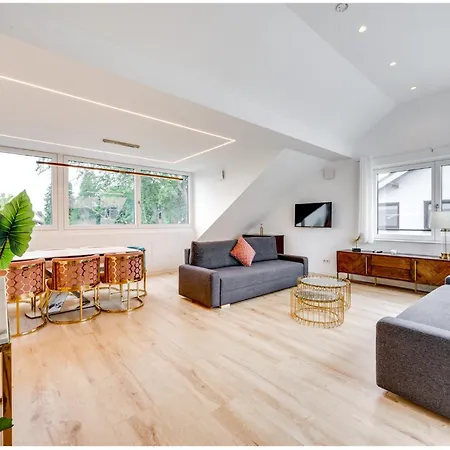 Beautiful New Rooftop Loft -15 Min To Octoberfest Munique