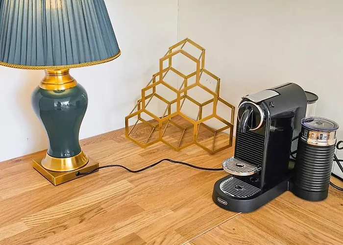 Apartament Beautiful New Rooftop Loft -15 Min To Octoberfest