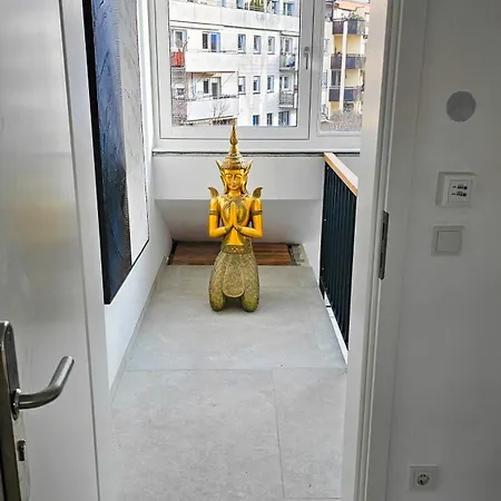 Beautiful New Rooftop Loft -15 Min To Octoberfest Munich
