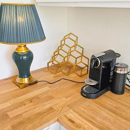 Apartment Beautiful New Rooftop Loft -15 Min To Octoberfest