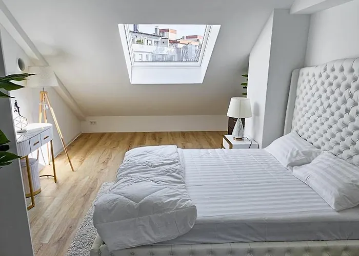 Beautiful New Rooftop Loft -15 Min To Octoberfest Mnichov