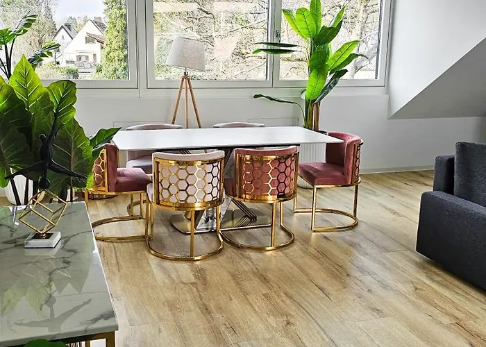Апартаменты Beautiful New Rooftop Loft -15 Min To Octoberfest